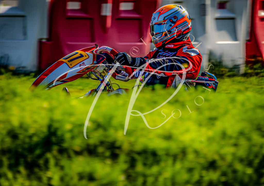 DD33E8E3-12DB-4506-92FB-35A7D771CE9B | traudl_s_fotos