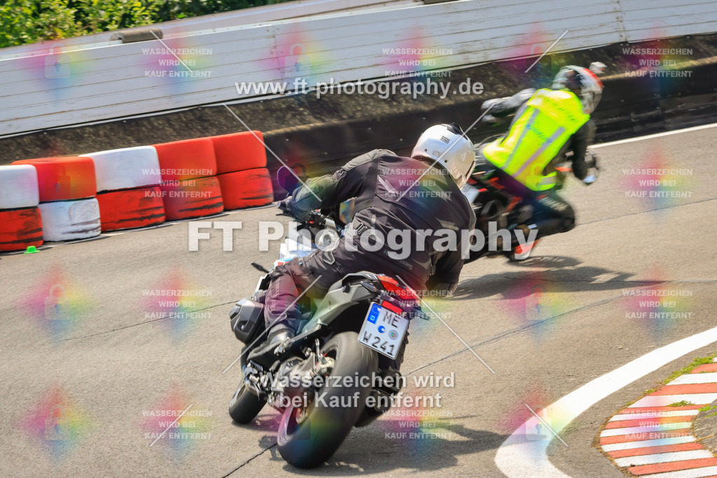 _DSK2567 | Hier findet Ihr Bilder von Touristenfahrten auf der Nürburgring Nordschleife oder von anderen Veranstaltungen die ich besucht habe. Viel Spass beim Durch Schauen 