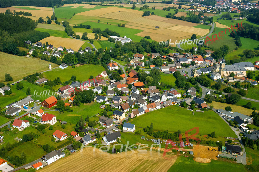 Luftbild von Marienweiher Marktleugast - Luftaufnahme wurde 2008 von https://frankenair.de mittels Flugzeug (keine Drohne) erstellt - die Geschenkidee