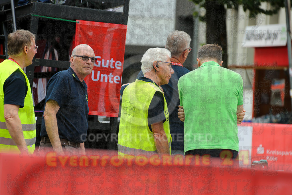 220625_1413_EX1_2730 | Sportfotografie im Rhein-Sieg Kreis, Köln, Bonn, NRW, Rheinland Pfalz, Hessen, etc. Unser Tätigkeitsfeld umfasst den Laufsport vom Volkslauf über den Marathon, Duathlon, Triathon bis zum Ultralauf wie Kölnpfad Ultra oder Schindertrail.