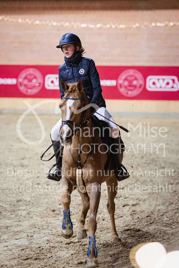 231118_PonyTrophy-235 | Deine schönsten Turniermomente als professionelle Fotos! Entdecke hochwertige Pferdesport-Fotografie im Online-Shop. Jetzt Fotos finden & bestellen!