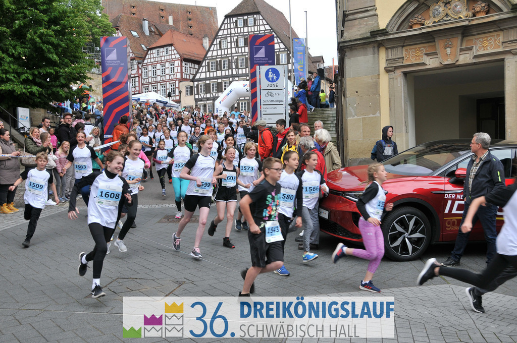 Stadtwerke Schüler und Jugendlauf 1,7km | 3koenigslauf 2022 Stadtwerke Schüler und Jugenlauf 1,7km - Realisiert mit Pictrs.com