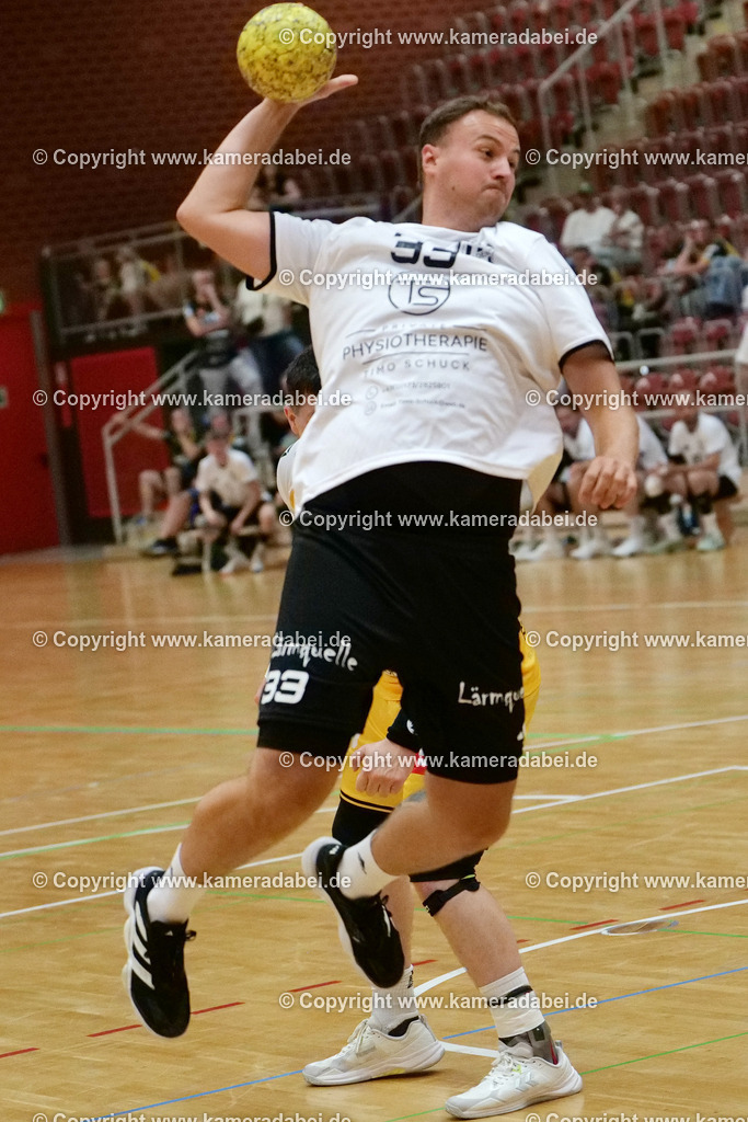 Handball : Benefizspiel : RWO/Tus 87/97 Alstaden gegen HSG Krefeld am 24.07.2026 in der Willy Jürissen Halle Oberhausenj | Handball : Benefizspiel : RWO/Tus 87/97 Alstaden gegen HSG Krefeld am 24.07.2026 in der Willy Jürissen Halle Oberhausen - Realisiert mit Pictrs.com