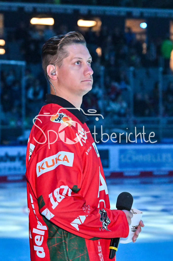Augsburger Panther - Adler Mannheim | im Bild AEV Stadionsprecher Alex DUSSMANN, Einzelfoto / Freisteller / DEL: Augsburger Panther - Adler Mannheim; Curt Frenzel Stadion am 14.09.2025