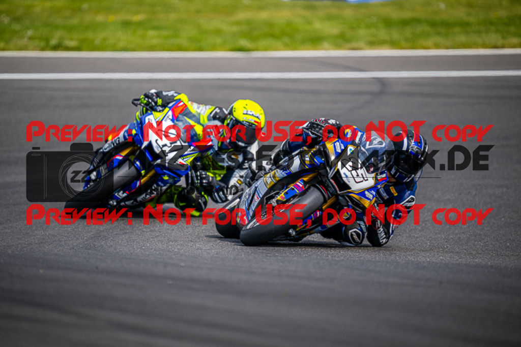 MaZZes_FotoMatrix_220508_93622 | Fotograf Mathias Schmid
Sportfotograf,
Eventfotograf,
Hochzeitsfotograf,
Portraitfotograf