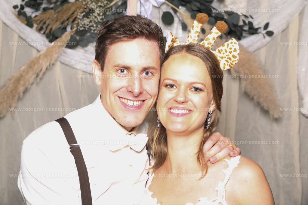 IMG_0028-2 | Hier finden Sie die Online Foto-Galerie von fotograf-passau.com und marius-handrugan.de. Suchen Sie sich direkt Ihre Lieblingsbilder aus, ob als Ausdruck oder Download. - Realisiert mit Pictrs.com