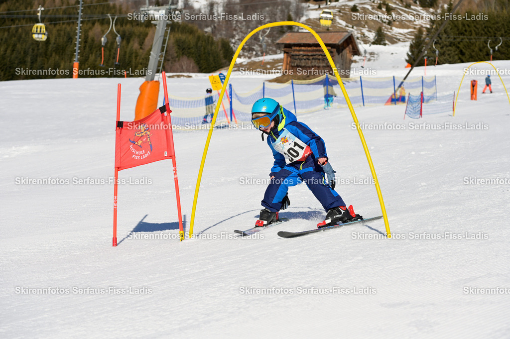 SRF_27.02.2026_041 | Skirennfotos,Serfaus,Fiss,Ladis,Kinderskirennen,Winter,Tirol,Oberland,skirace,SFL,feelfree,weil wir's genießen,ski,Ski,skifahren,Sonnenplateau, - Realisiert mit Pictrs.com