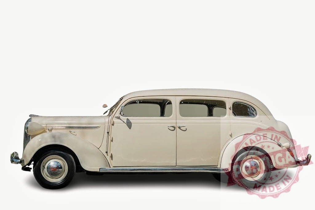 Cream vintage sedan car isolated on white background | Cream vintage sedan car showing classic design and historical transportation - Realisiert mit Pictrs.com