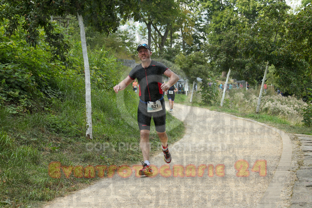 250824_1409_EX1_5190 | Sportfotografie im Rhein-Sieg Kreis, Köln, Bonn, NRW, Rheinland Pfalz, Hessen, etc. Unser Tätigkeitsfeld umfasst den Laufsport vom Volkslauf über den Marathon, Duathlon, Triathon bis zum Ultralauf wie Kölnpfad Ultra oder Schindertrail.