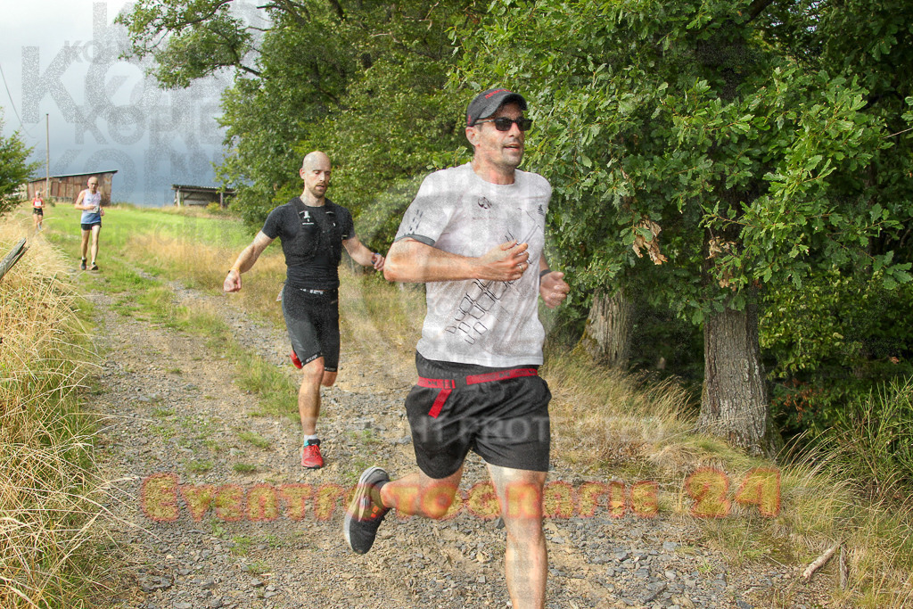 250801_1852_EV4_7633 | Sportfotografie im Rhein-Sieg Kreis, Köln, Bonn, NRW, Rheinland Pfalz, Hessen, etc. Unser Tätigkeitsfeld umfasst den Laufsport vom Volkslauf über den Marathon, Duathlon, Triathon bis zum Ultralauf wie Kölnpfad Ultra oder Schindertrail.