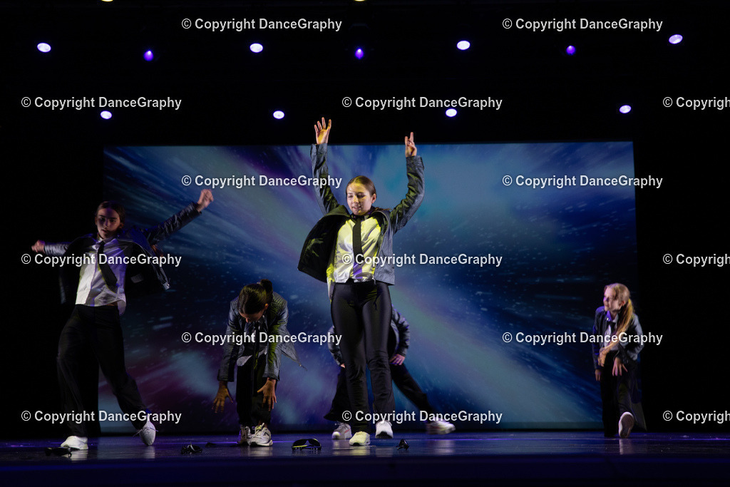 GPHY6421 | DanceGraphy - Realisiert mit Pictrs.com