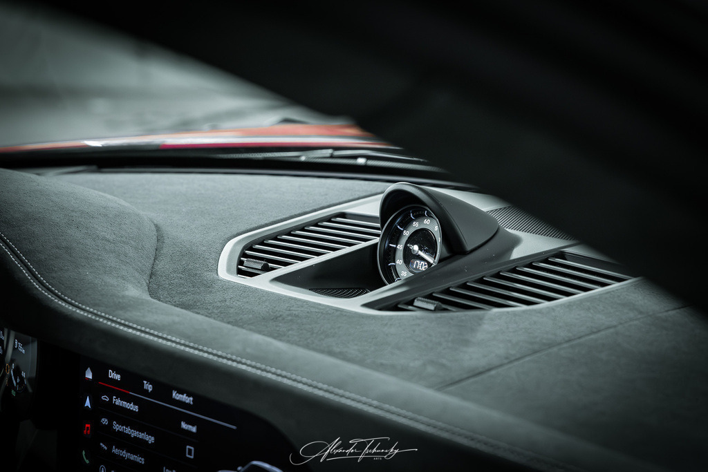 R6AT1072 _Alexander Tschuncky | Entdecken Sie die faszinierende Welt von Alexander Tschuncky Arts: Kreative Fotografie, atemberaubende Automobilkunst und hochwertiger Bilderdruck. Lassen Sie sich inspirieren! - Realisiert mit Pictrs.com