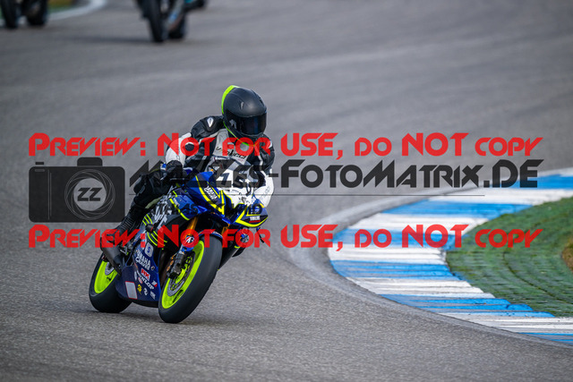 MaZZes_Fotomatrix_20240317_6007705_0344 | Fotograf Mathias Schmid
Sportfotograf,
Eventfotograf,
Hochzeitsfotograf,
Portraitfotograf