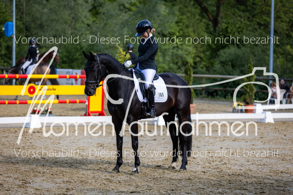 Donop24-A-Dre-103 | MomenTaufnahmen Pferdesportfotos