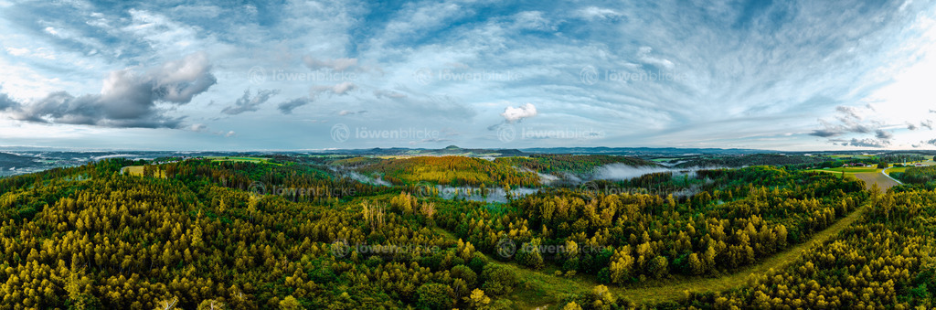 Drohnenpanorame bei Breech | löwenblicke | shop