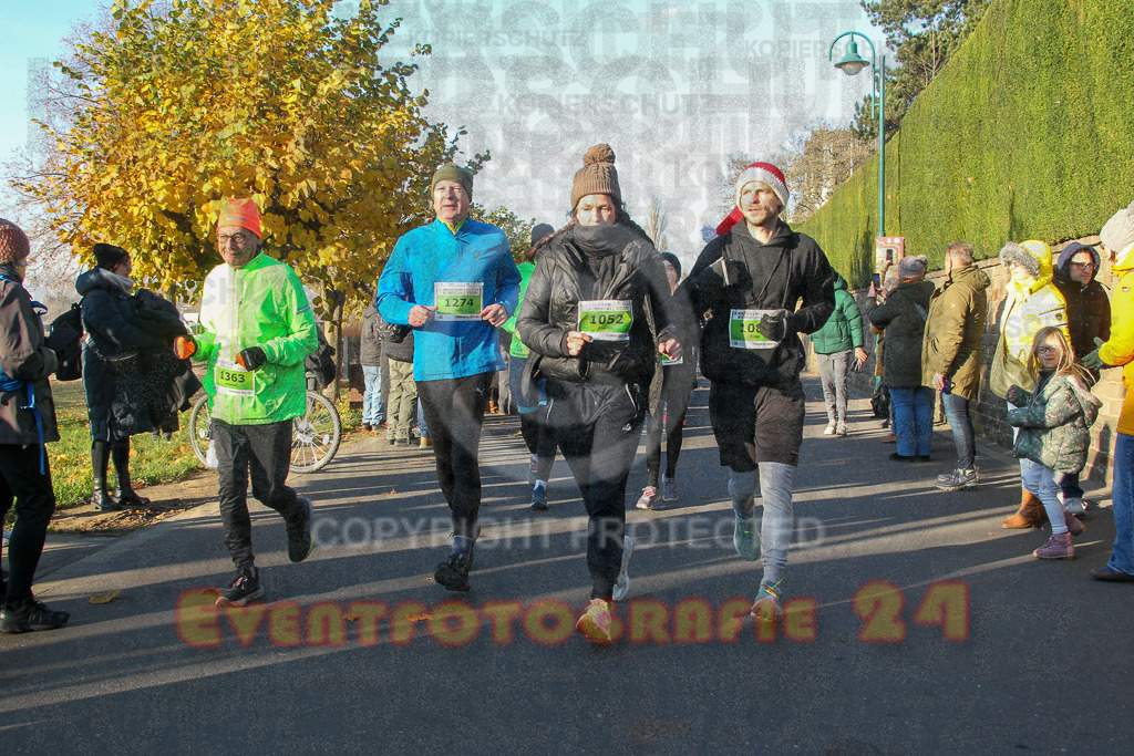 241201_1034_EV4_9459 | Sportfotografie im Rhein-Sieg Kreis, Köln, Bonn, NRW, Rheinland Pfalz, Hessen, etc. Unser Tätigkeitsfeld umfasst den Laufsport vom Volkslauf über den Marathon, Duathlon, Triathon bis zum Ultralauf wie Kölnpfad Ultra oder Schindertrail.