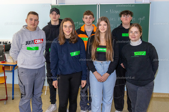 Hackathon - Tag 1 | Bildershop von pixelworld.at - Realisiert mit Pictrs.com