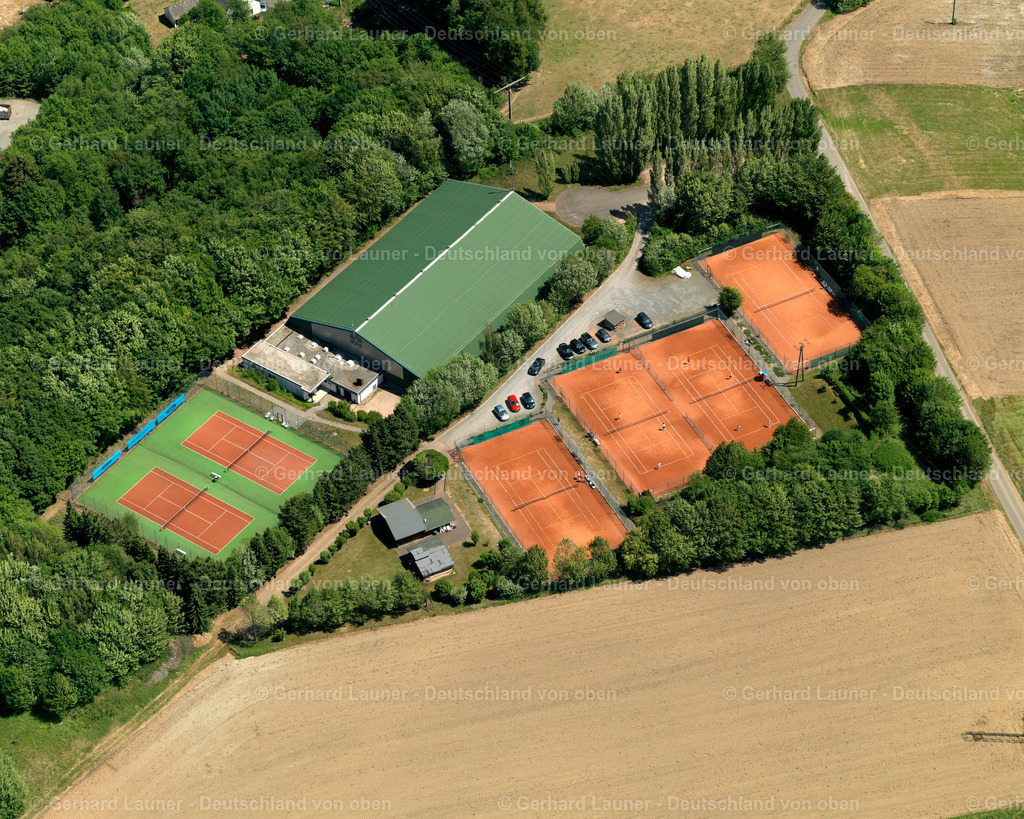Sunday-Ferienpark-Hambachtal-Tennisanlage-Oberhambach-3111209 | Sunday-Ferienpark-Hambachtal-Tennisanlage-Oberhambach