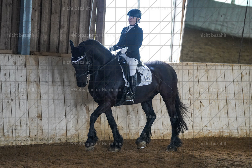 20230518-FAH03899 | Frühjahrsturnier, landberg am Lech, 2023, Reitclub Landsberg, Turnierbilder, Fotos Turnier Landsberg, Fotoagentur Herrmann, Turnierfotografen Bayern, reitsport Fotograf, Pferde Fotograf