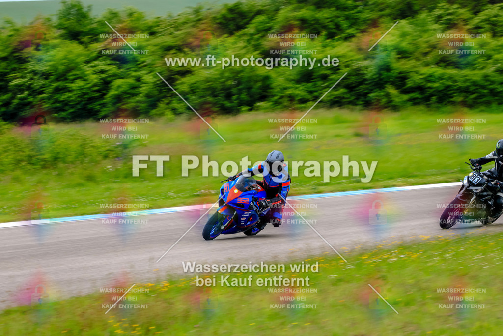 MotoTeam-3443 | Hier findet Ihr Bilder von Touristenfahrten auf der Nürburgring Nordschleife oder von anderen Veranstaltungen die ich besucht habe. Viel Spass beim Durch Schauen 
