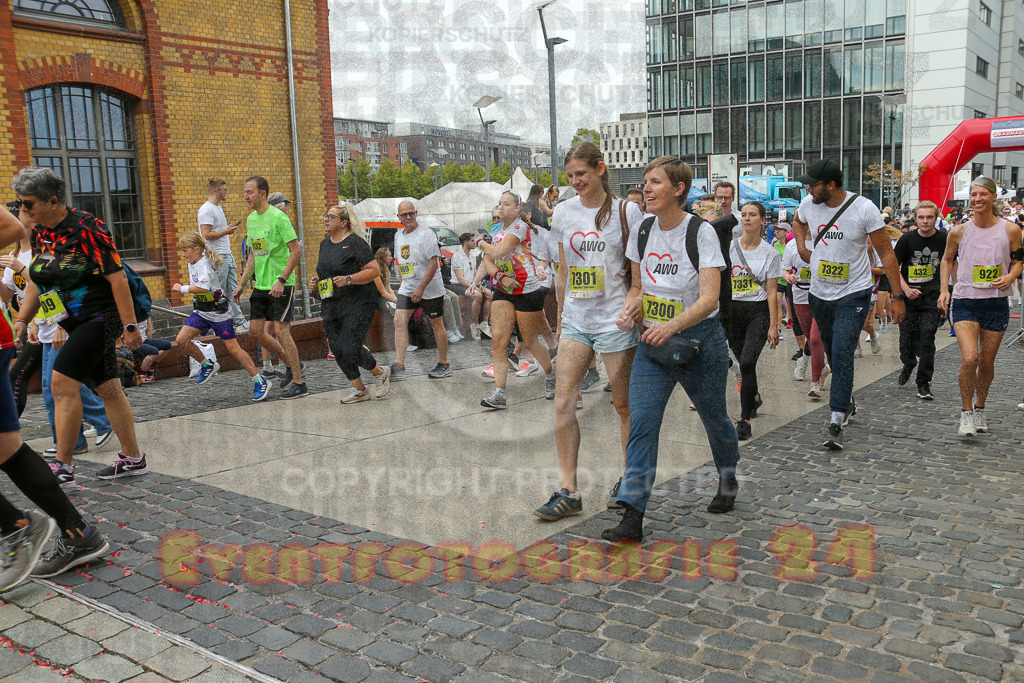 250920_1301_EX1_3834 | Sportfotografie im Rhein-Sieg Kreis, Köln, Bonn, NRW, Rheinland Pfalz, Hessen, etc. Unser Tätigkeitsfeld umfasst den Laufsport vom Volkslauf über den Marathon, Duathlon, Triathon bis zum Ultralauf wie Kölnpfad Ultra oder Schindertrail.