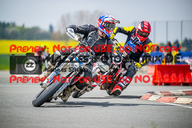 MaZZes_FotoMatrix_230507_9574 | UE40