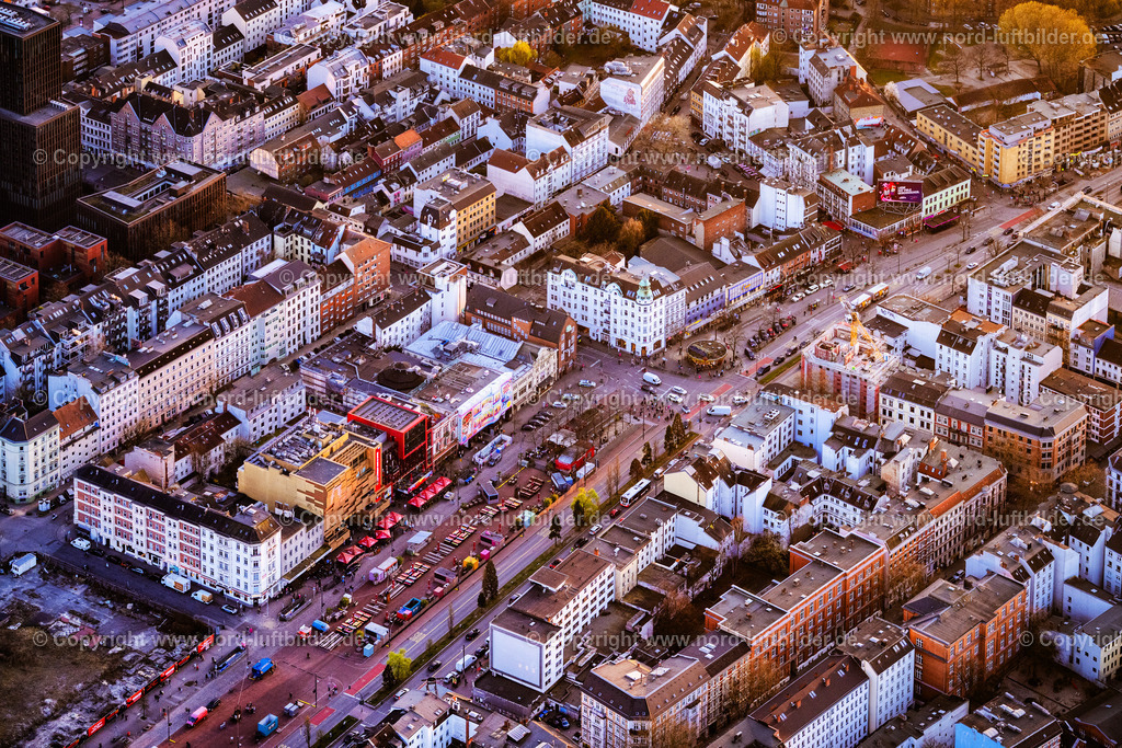 Hamburg_Reeperbahn_ELS_0350280325 | HAMBURG 28.03.2025 Stadtteilansicht von St.Pauli mit Geschäftsgebäuden und Hochhäusern nördlich der St.Pauli Reperbahn in Hamburg. // View of the neighborhood of St.Pauli with business and office buildings and towers in the North of Reeperbahn in Hamburg in Germany. Foto: Martin Elsen