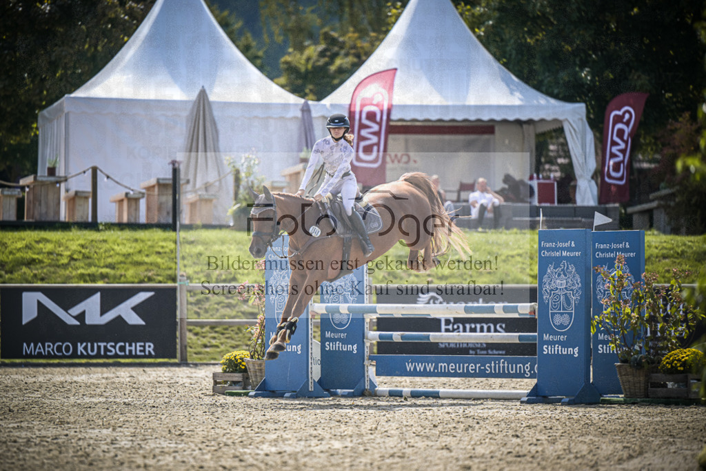 DOS_8109 | Entdecke hochwertige Reitturnierfotos von Foto Oger. Professionell, emotional und authentisch – jetzt Lieblingsmomente im Shop bestellen.Deutschlandweite Turnierfotografie. - Realisiert mit Pictrs.com