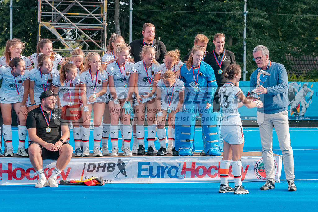 HK_20230716_902580 | Euro Hockey WU18 Siegerehrungen Championship Girls &amp; Boys am 16.7.2023 CHTC , Krefeld ,