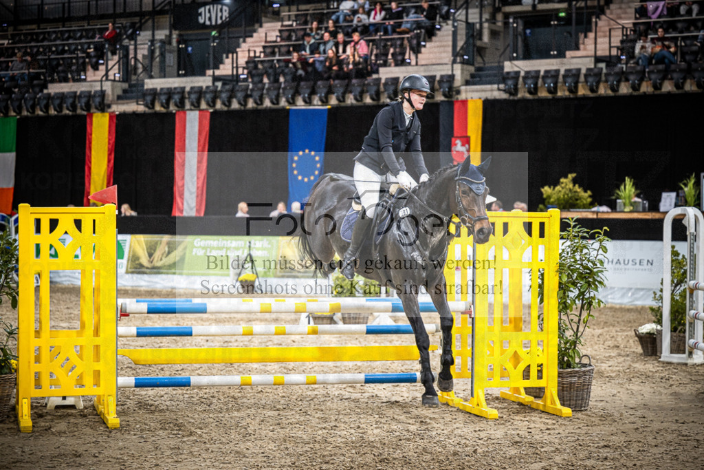 DOS_1358 | Entdecke hochwertige Reitturnierfotos von Foto Oger. Professionell, emotional und authentisch – jetzt Lieblingsmomente im Shop bestellen.Deutschlandweite Turnierfotografie. - Realisiert mit Pictrs.com