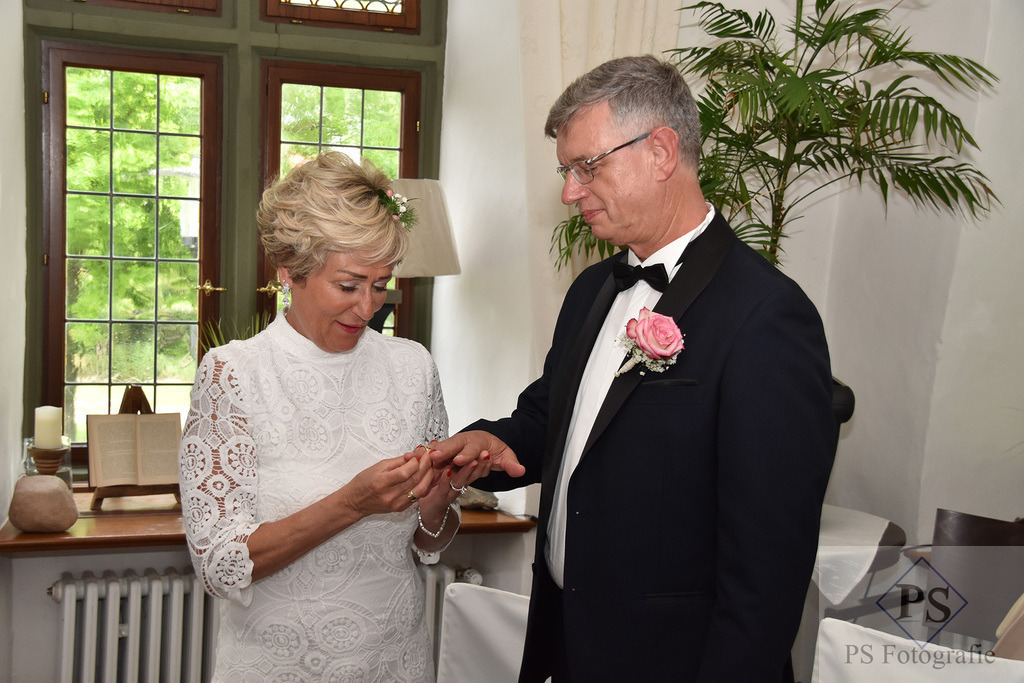 Hochzeit_Haus_Thoholte_Geseke_8 | Hochzeitsfotograf aus Leidenschaft in Büren und Umgebung - Professionelle Hochzeitsreportagen mit emotionalen Fotos - Realisiert mit Pictrs.com