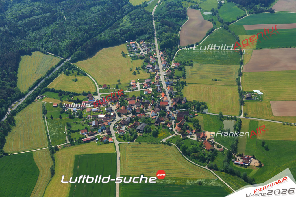 Luftbild von Haundorf Schnelldorf - Luftaufnahme wurde 2015 von https://frankenair.de mittels Flugzeug (keine Drohne) erstellt - die Geschenkidee