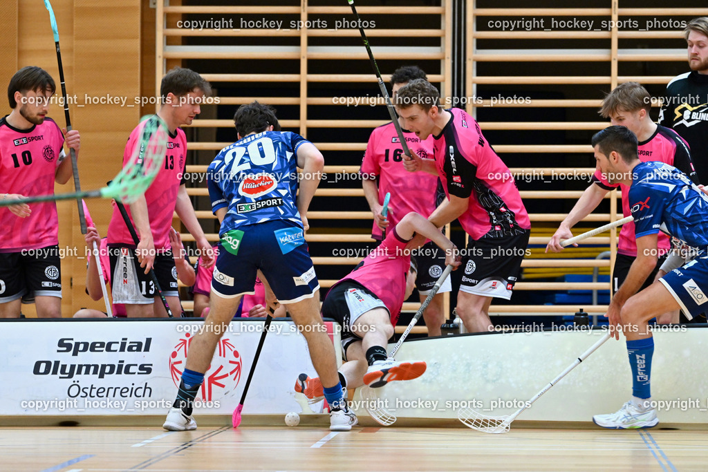 VSV Unihockey vs. Wiener Floorball Verein | #20 David Gredler VSV Unihockey, #26 Alexander Hanschur Wiener Floorballverin, #6 Timo Schmid VSV Unihockey, #7 SCHEIDL Peter Wiener Floorballverein, VSV Unihockey vs. Wiener Floorball Verein, VSV Unihockey vs. Wiener Floorball Verein am 18.05.2025 in Villach (Ballspielhalle St. Martin), Austria, (Photo by Bernd Stefan)