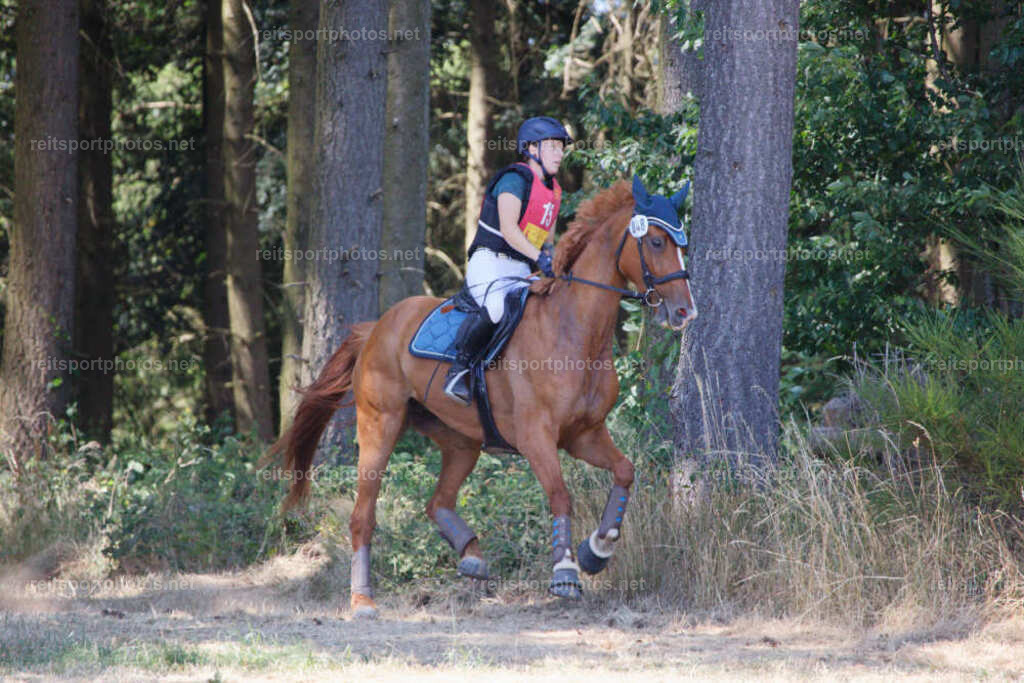 JHE_3247 | JoYa Fotografie - Realisiert mit Pictrs.com