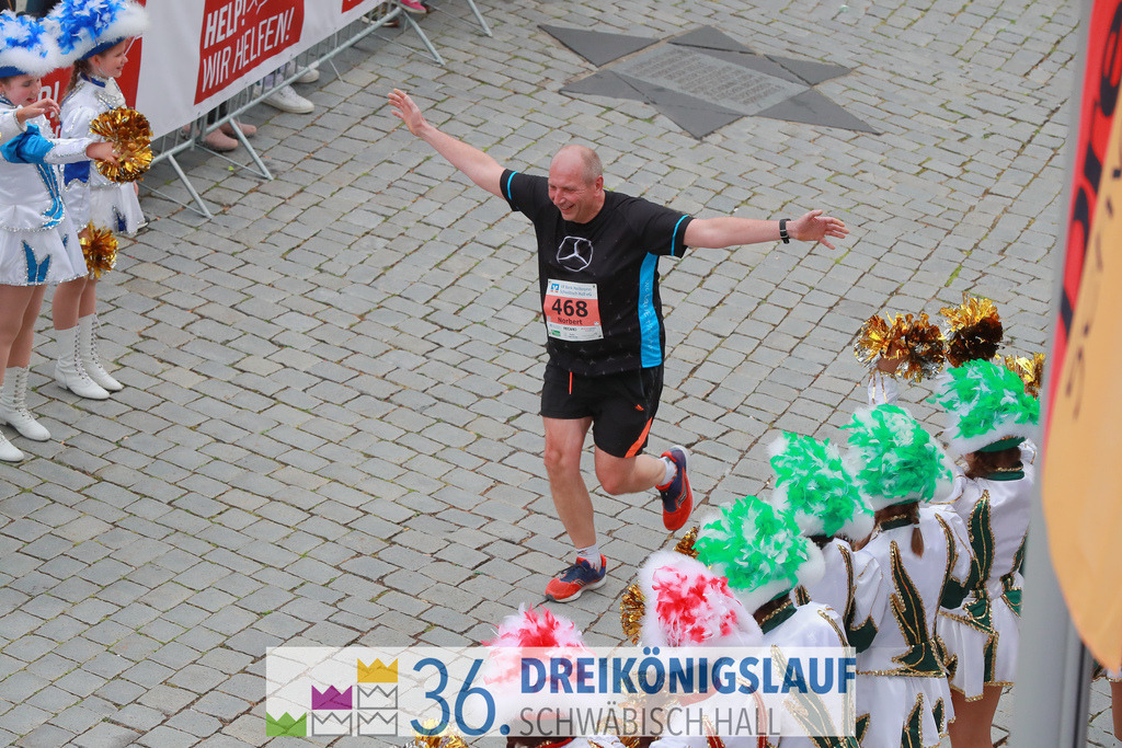 VR Bank Hauptlauf 10km | 3königslauf 2022 VR Bank Hauptlauf - Realisiert mit Pictrs.com