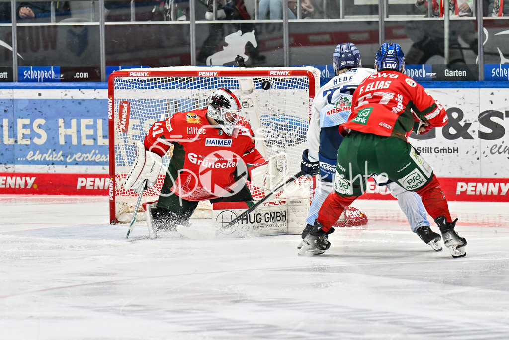 Augsburger Panther - Straubing Tigers | Augsburg, DEUTSCHLAND - 14. NOVEMBER: in dieser Szene trifft Elis HEDE (Straubing Tigers 75) zum 3-8 / Tor / Torschuetze / Freude / Happy beim Ligaspiel zwischen den Augsburger Panthern und den Straubing Tigers am 18. Spieltag der Penny DEL im Curt Frenzel Stadion am 14.11.2025