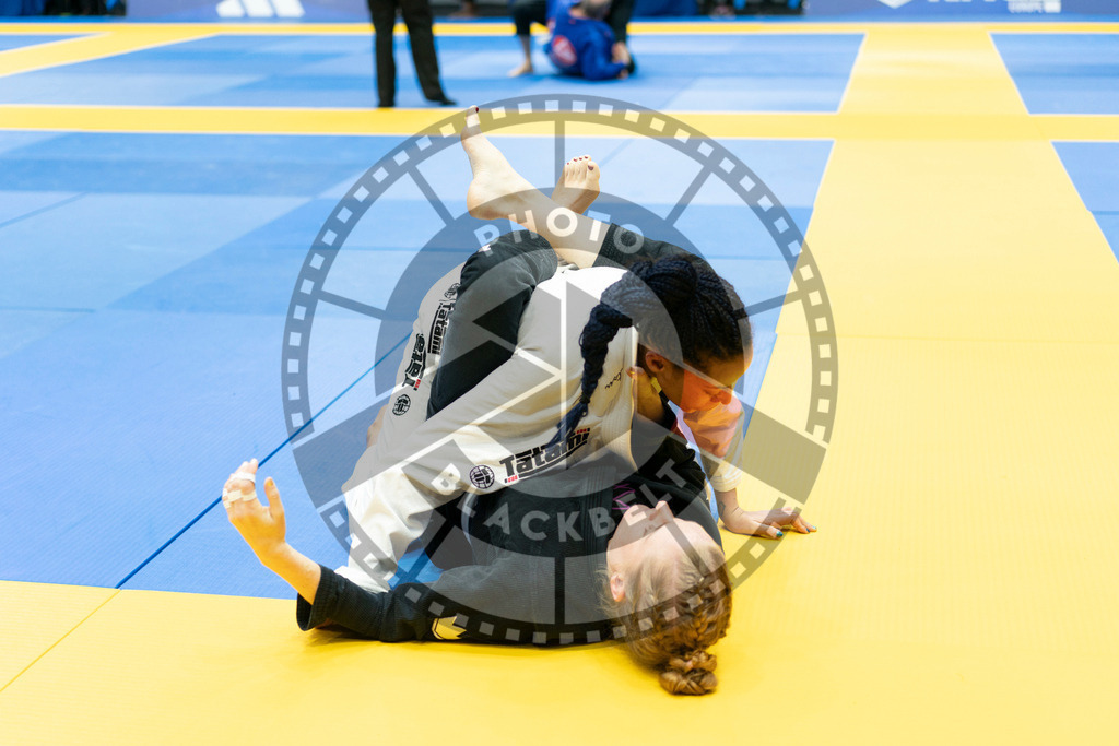 20240119PBB3516 | Fighters compete during the IBJJF European Championship in Paris, France, on January 19, 2024.
