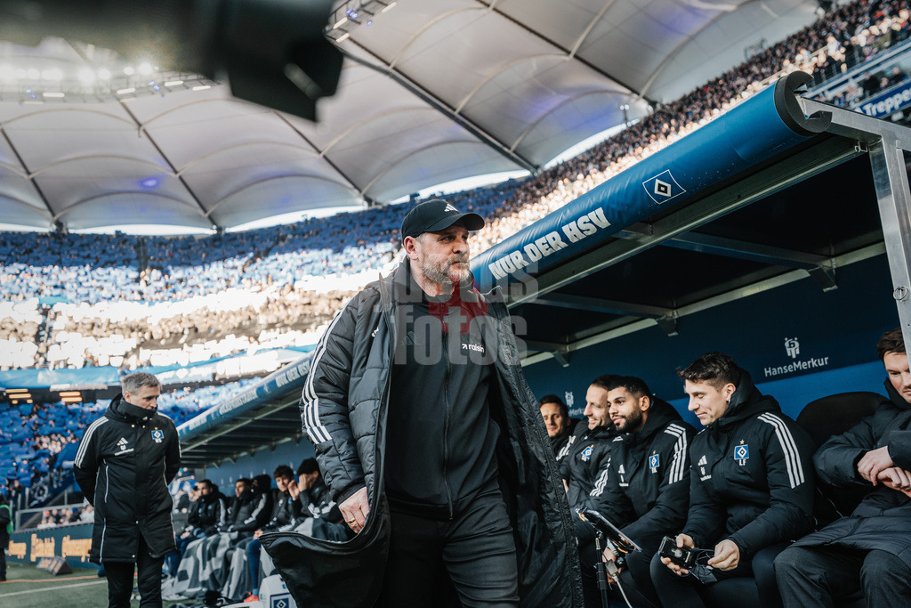 Fußball | Männer | Saison 2025/2026 | 1. Fußball-Bundesliga | 22. Spieltag | Hamburger SV vs. 1. FC Union Berlin | 14.02.2026 | Trainer Steffen Baumgart (1. FC Union Berlin) vor der HSV Bank