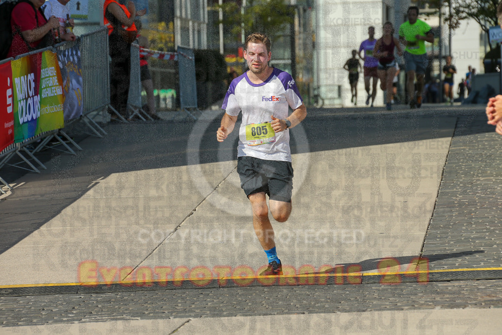 240921_1451_EX1_3896 | Sportfotografie im Rhein-Sieg Kreis, Köln, Bonn, NRW, Rheinland Pfalz, Hessen, etc. Unser Tätigkeitsfeld umfasst den Laufsport vom Volkslauf über den Marathon, Duathlon, Triathon bis zum Ultralauf wie Kölnpfad Ultra oder Schindertrail.