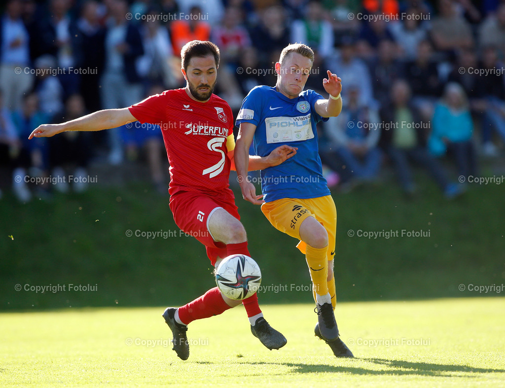 A_LUI-260522_29 | SPORT,FUSSBALL TRANSDANUBIA CUP FINALE 26.05.2022 ST.MARTIN/MK.-ASKOE OEDT IM BILD: ALI HAMDEMIR (OEDT) UND MARCO MEGAUER  (ST.MARTIN) FOTO:FOTOLUI/OOEFV