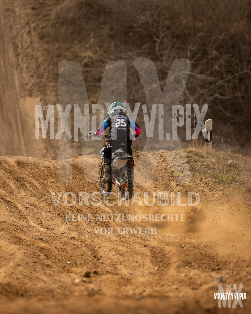 866A1740 | mxndyyvipix