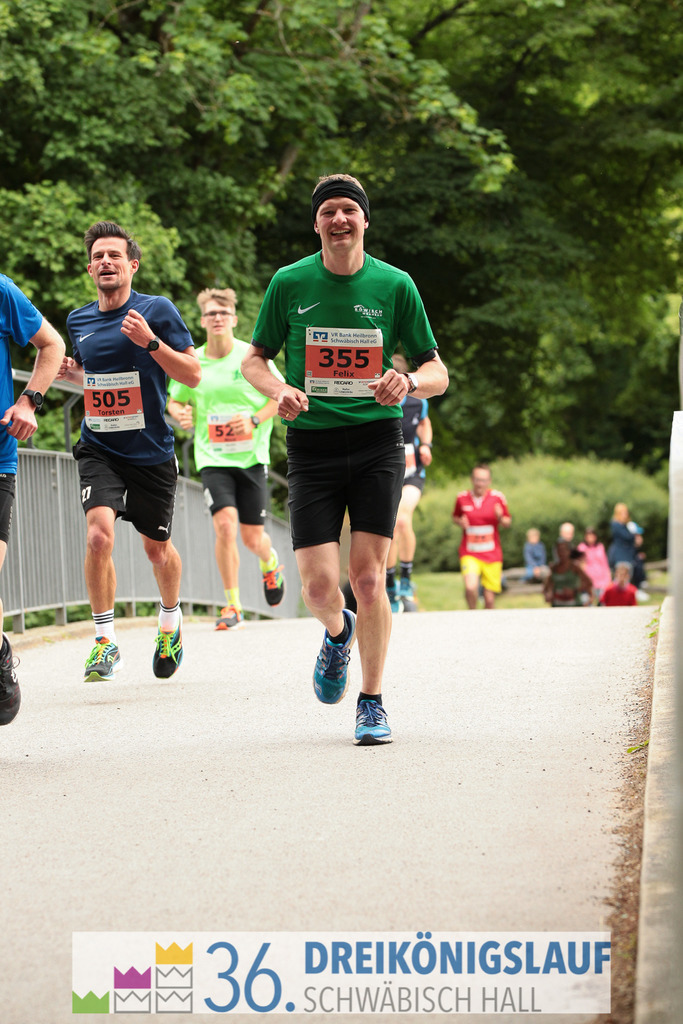 VR Bank Hauptlauf 10km | 3königslauf 2022 VR Bank Hauptlauf - Realisiert mit Pictrs.com