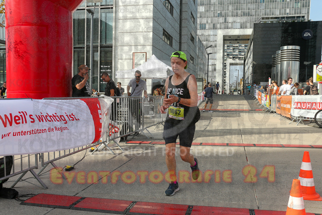 250920_1547_EX1_0694 | Sportfotografie im Rhein-Sieg Kreis, Köln, Bonn, NRW, Rheinland Pfalz, Hessen, etc. Unser Tätigkeitsfeld umfasst den Laufsport vom Volkslauf über den Marathon, Duathlon, Triathon bis zum Ultralauf wie Kölnpfad Ultra oder Schindertrail.