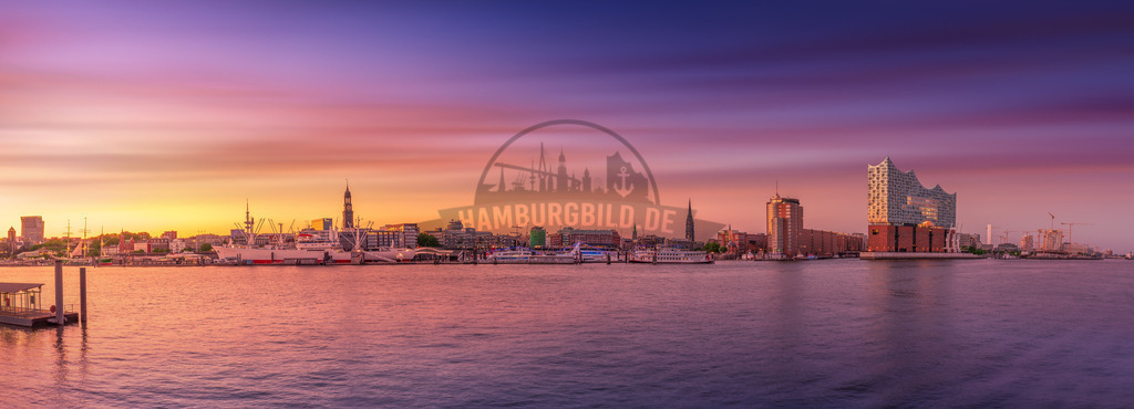 Hamburg Super Panorama Sunset | Exklusive Hamburg collagen, tolle Segelbilder und viele weitere tolle Motive auf Leinwand, Poster, Alu-Dibond, u.v.m. findet Ihr bei uns auf hamburgbild.de. Findet Euer Wandbild für Euer Zuhause, Büro oder die  Praxis…. - Realisiert mit Pictrs.com