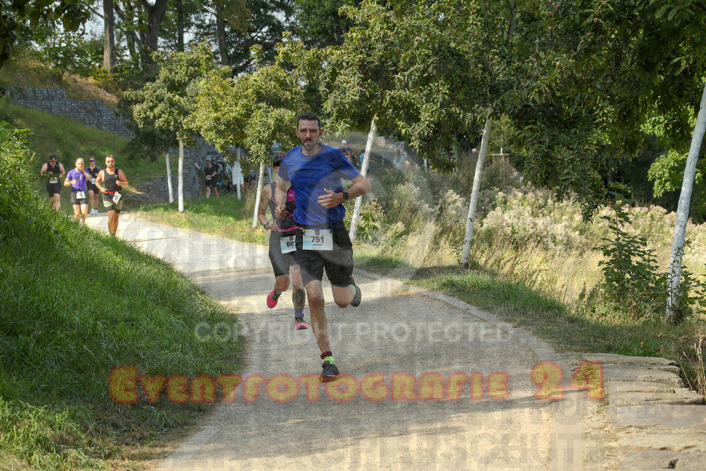 250824_1444_EX1_7349 | Sportfotografie im Rhein-Sieg Kreis, Köln, Bonn, NRW, Rheinland Pfalz, Hessen, etc. Unser Tätigkeitsfeld umfasst den Laufsport vom Volkslauf über den Marathon, Duathlon, Triathon bis zum Ultralauf wie Kölnpfad Ultra oder Schindertrail.