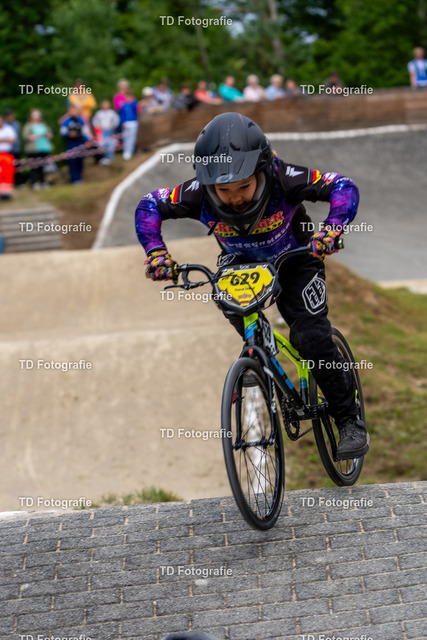 BayBMX2026-06316 | Fotogalerie von Thomas Dettweiler mit Eventbildern und lizenzfreien Fotos. Perfekt als Wandbild, für Büro, Website oder private Nutzung. - Realisiert mit Pictrs.com