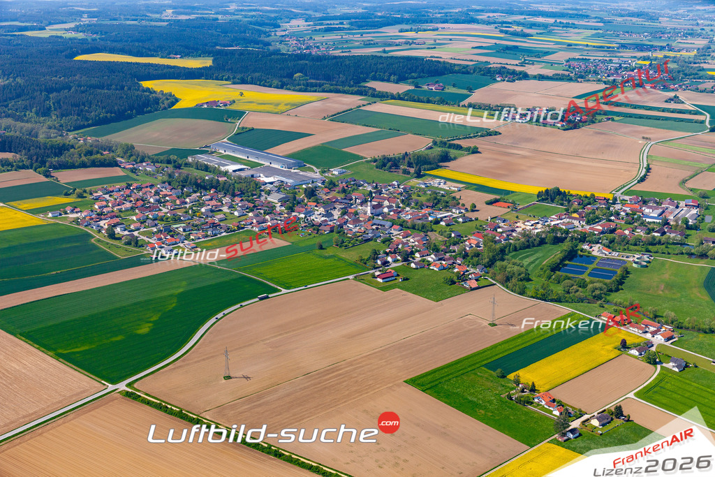 Das Luftbild der Stadt Rossbach wurde 2019 vom Flugzeug heraus erstellt (keine Drohne) Aufnahmehöhe ca.400 Meter- hohe Auflösung- beste Druck-Qualität garantiert!