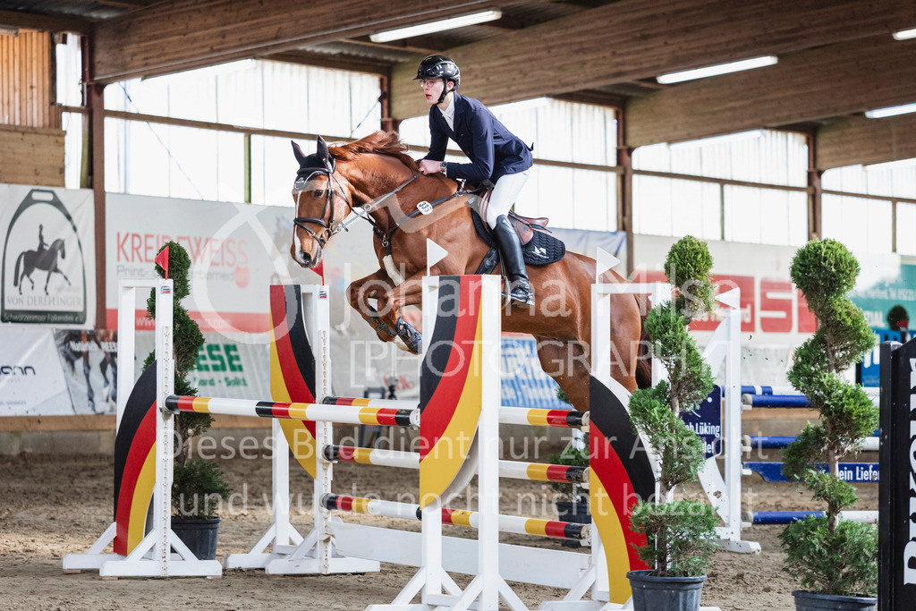 260321_HF-Schw_L-SprmstAnf-111 | Deine schönsten Turniermomente als professionelle Fotos! Entdecke hochwertige Pferdesport-Fotografie im Online-Shop. Jetzt Fotos finden & bestellen!