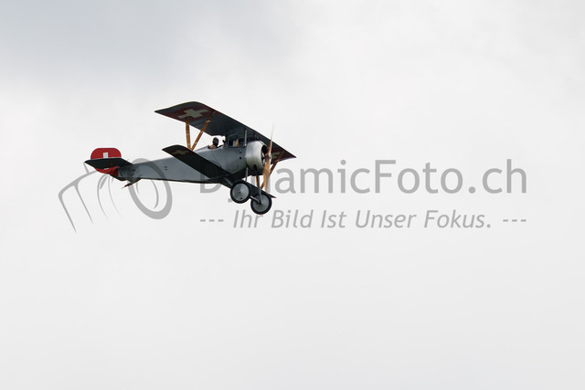 IMG_2023_07_02_0036841-L2 | Professionelle Fotografen für Portrait-, Produkt-, Beauty -, Fashion-, kommerzielle - u. Hochzeitsfotografie sowie für Veranstaltungen. Lokal vor Ort oder in lokalen Studios.