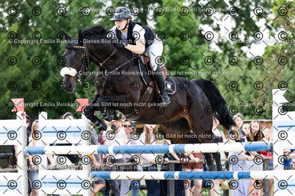 CL5A9513 | Emilia Reinking Fotografie - Realisiert mit Pictrs.com